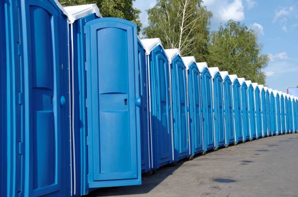 Porta potty delivery and setup in Baxter, MN